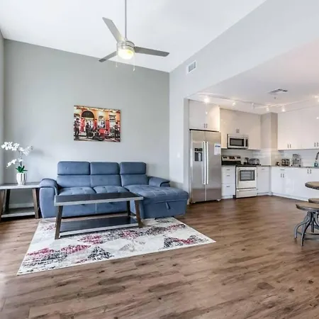 Original Condo In The Heart Of New Orleans